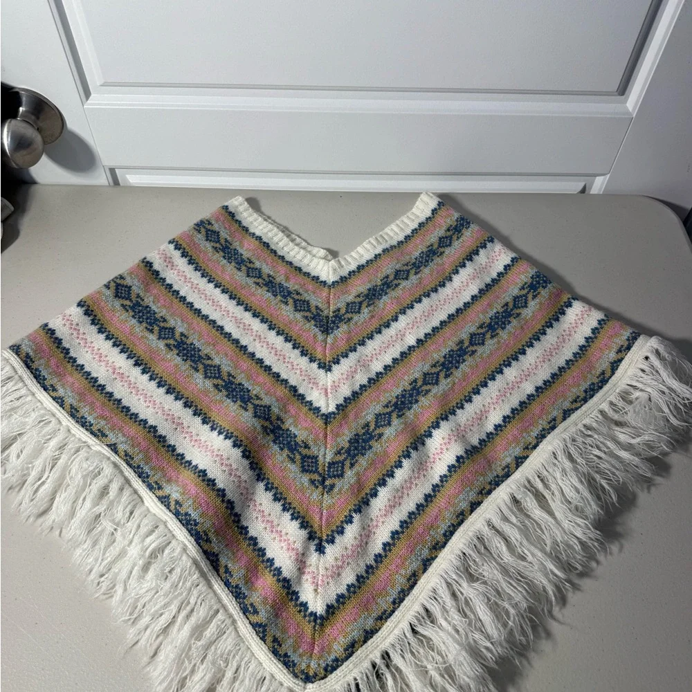 Vintage Kids‎ Boho Fringed Knit Poncho with Multicolor Pattern